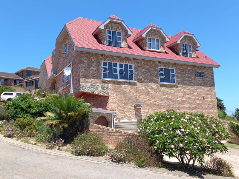 4 Bedroom Property for Sale in Aston Bay Eastern Cape